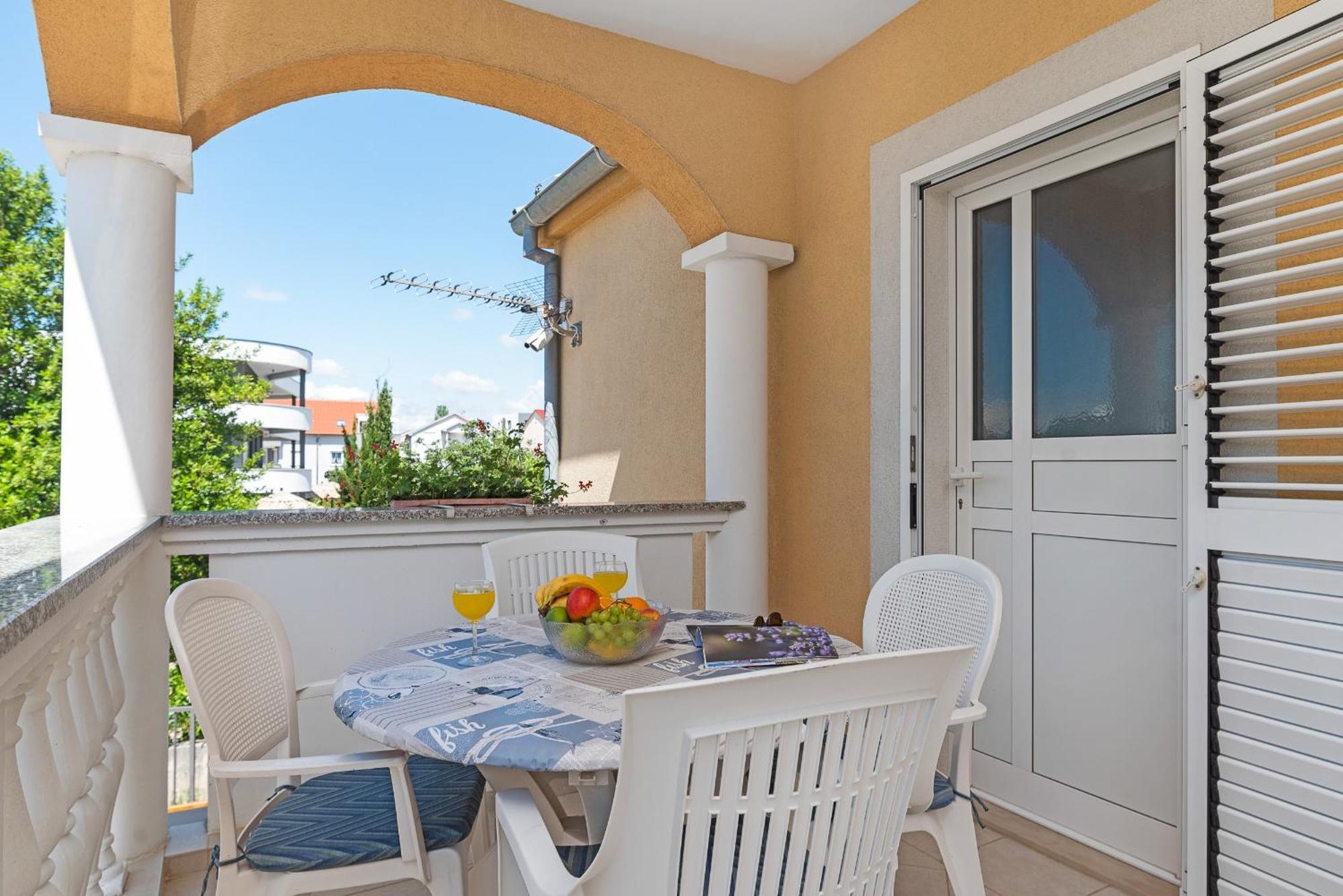 Beach Apartments Villa Kaya Sukosan Bilik gambar