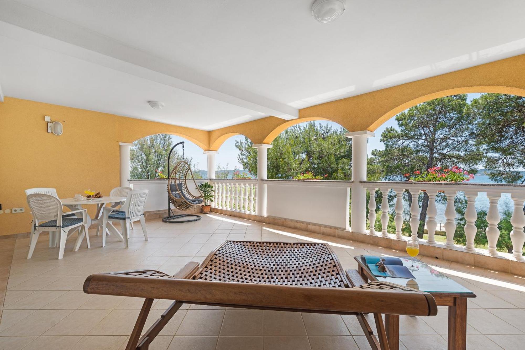 Beach Apartments Villa Kaya Sukosan Bilik gambar