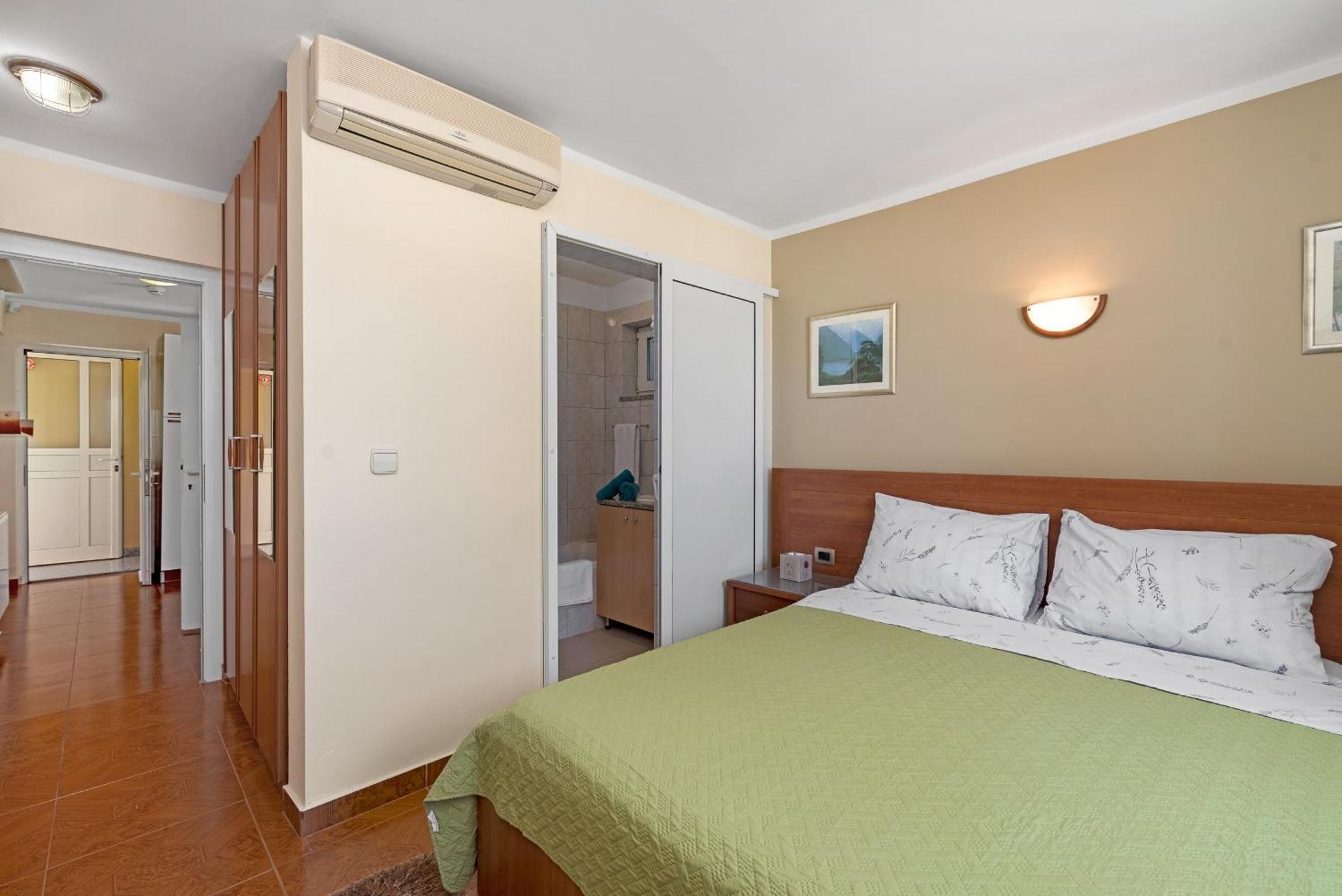 Beach Apartments Villa Kaya Sukosan Bilik gambar